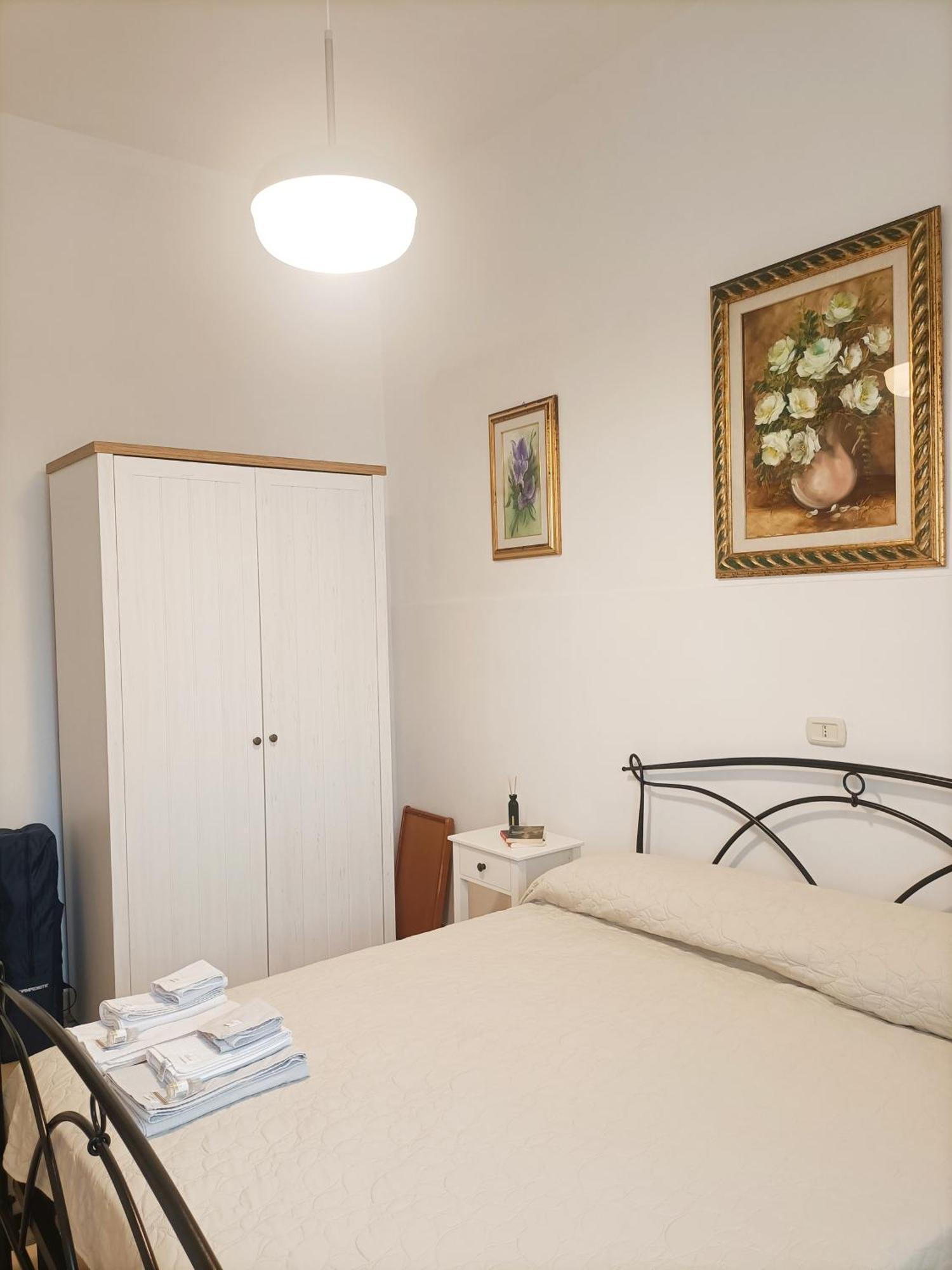 Bright Port View Apartment- Free Parking Cagliari Ngoại thất bức ảnh